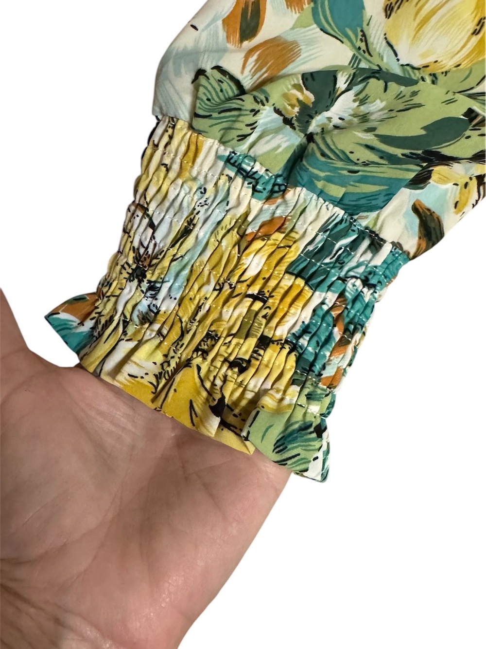 NWT Coco + Carmen Yellow Green Floral V-Neck Ruffle Blouse PLUS: 2X #11 - Picture 4 of 10